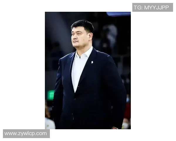 姚明:从篮球场到社会公益的先锋人物与中国体育的象征 姚明:从篮球场到社会公益的先锋人物与中国体育的象征